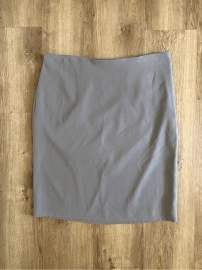 Ann Taylor Silk Skirt Women’s 12 Gray Sleek Office Essential